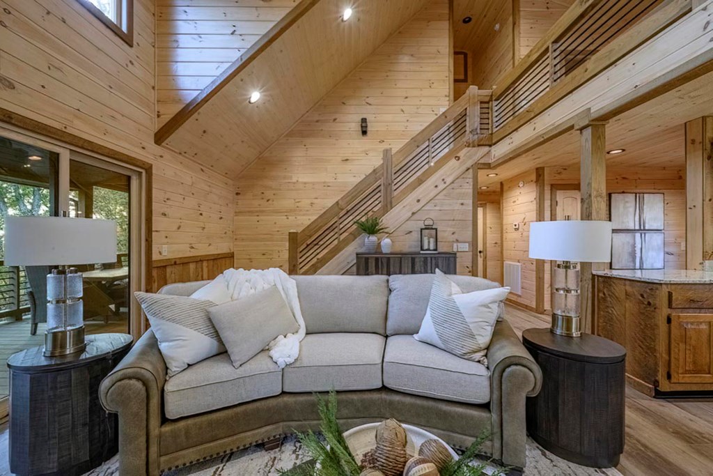 419961 Blue Ridge Residential