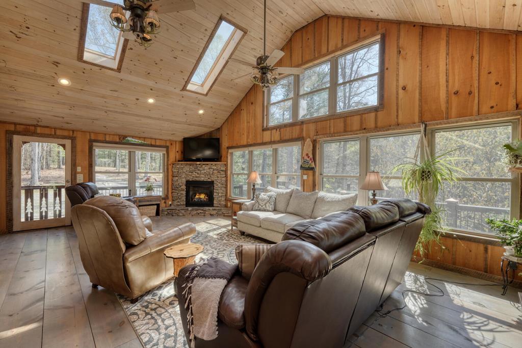 419962 Blue Ridge Residential