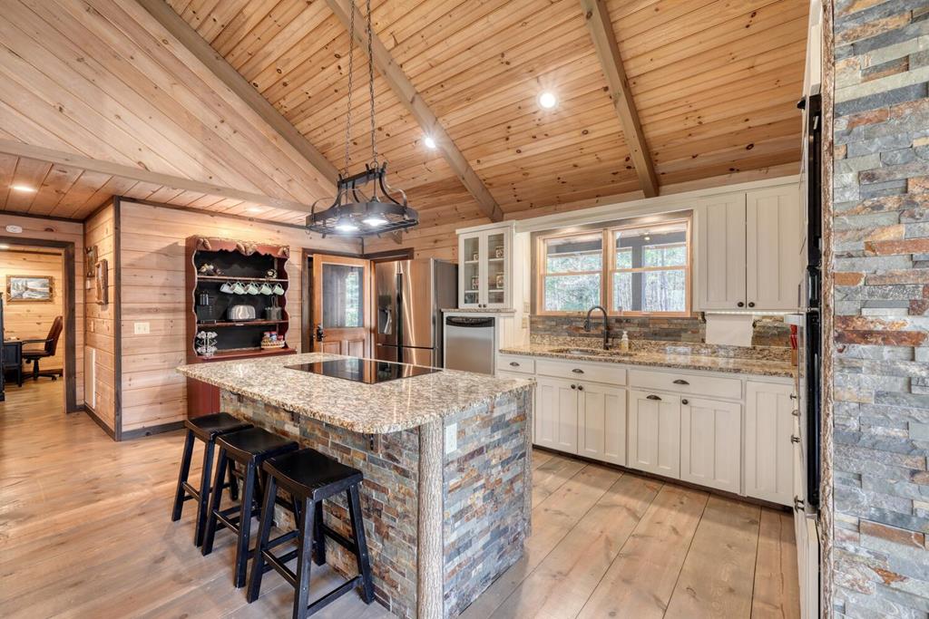 419962 Blue Ridge Residential