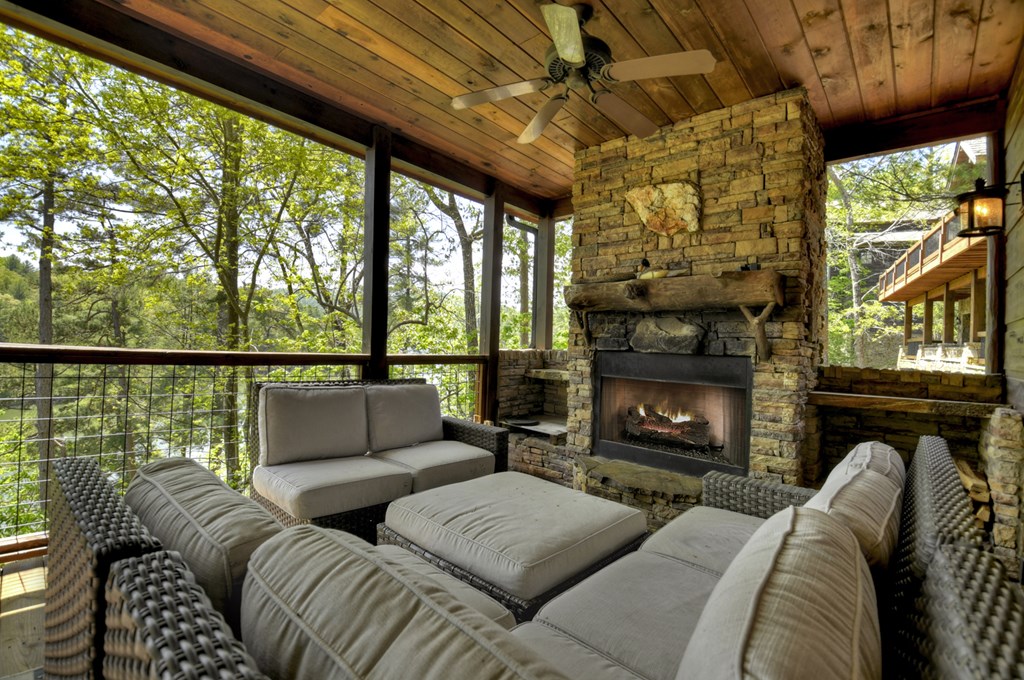 419971 Blue Ridge Residential