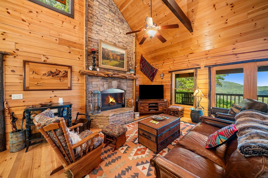 419986 Morganton Residential