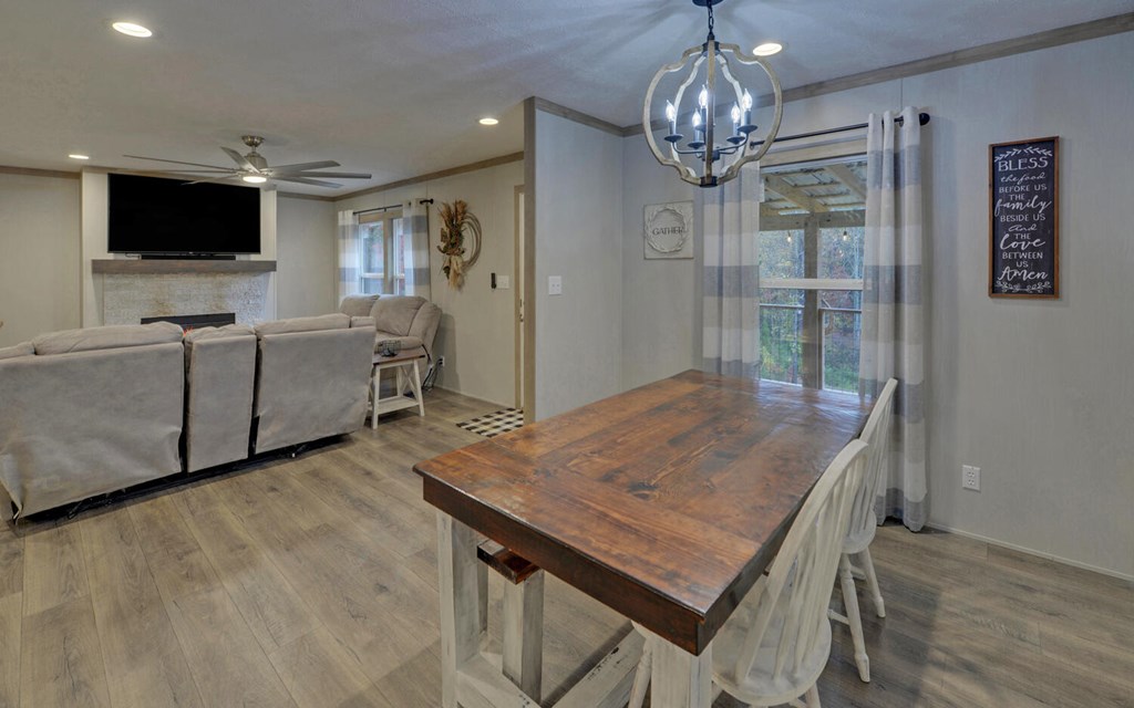 419991 Murphy Residential