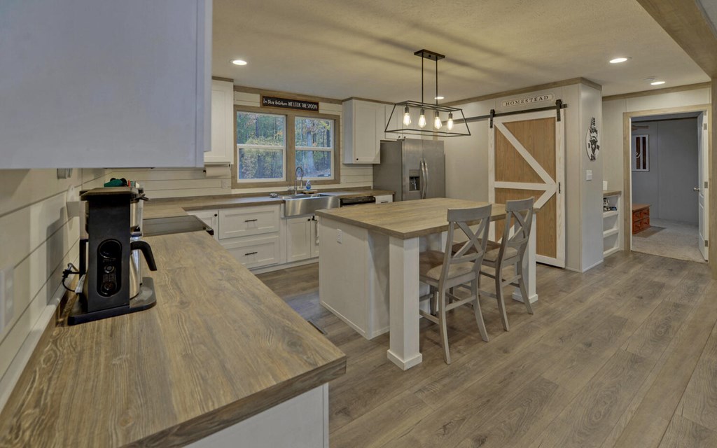 419991 Murphy Residential