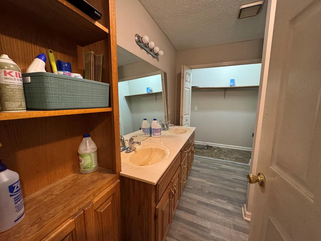 420000 Ellijay Residential