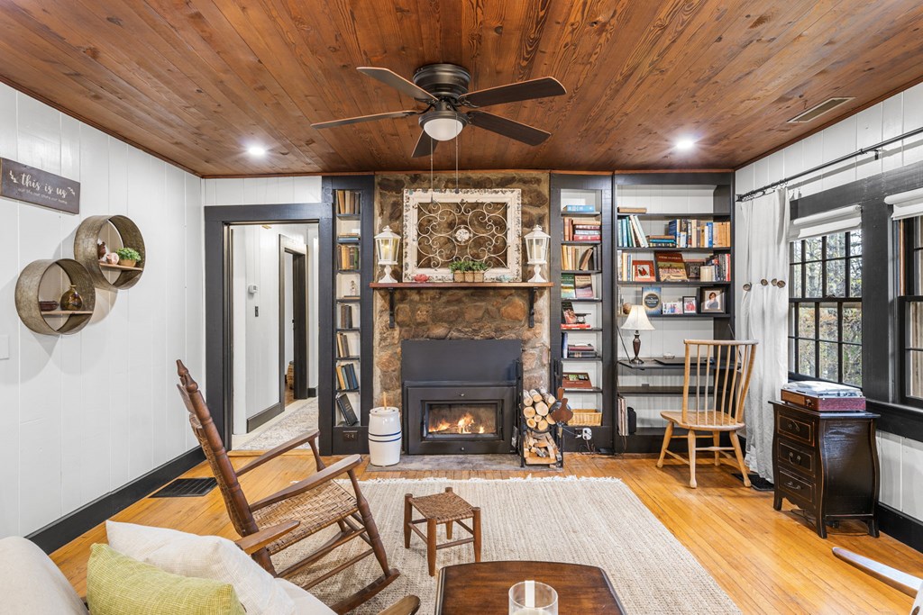 420010 Brasstown Residential