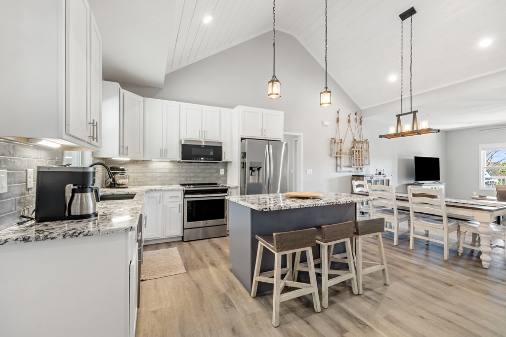 420016 Blairsville Residential