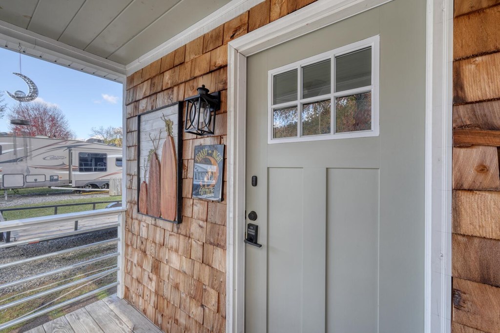 420017 Hiawassee Residential