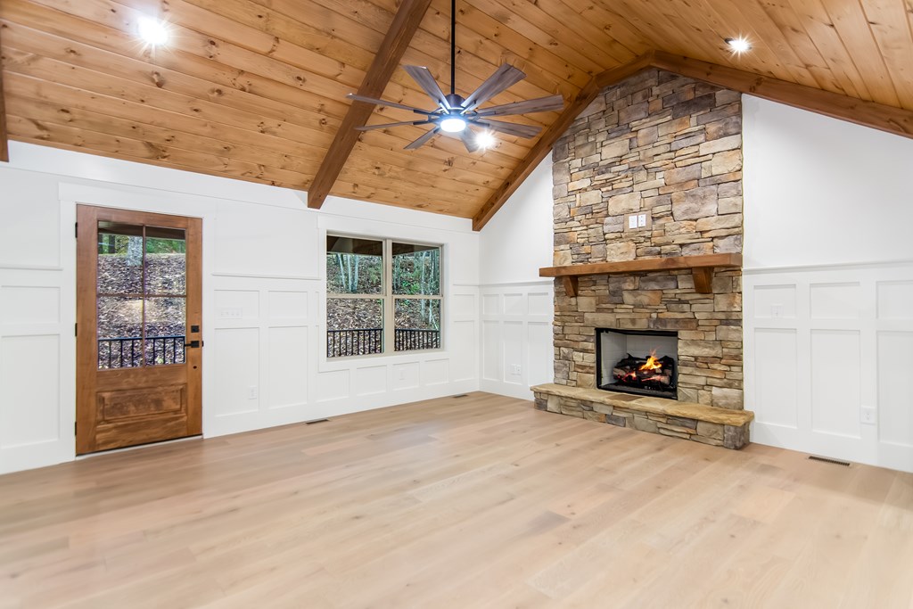 420020 Ellijay Residential