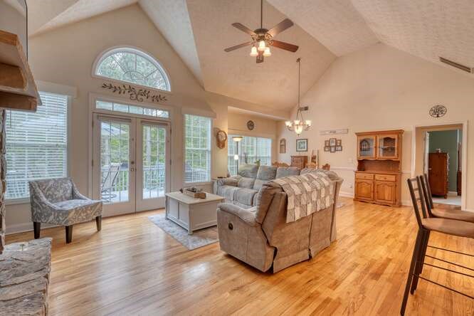 420021 Blairsville Residential