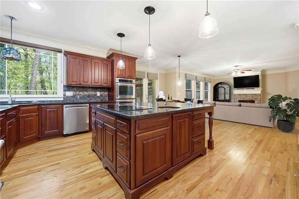 420031 Waleska Residential