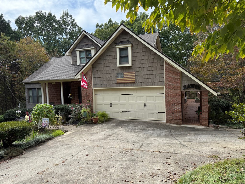 420033 Jasper Residential