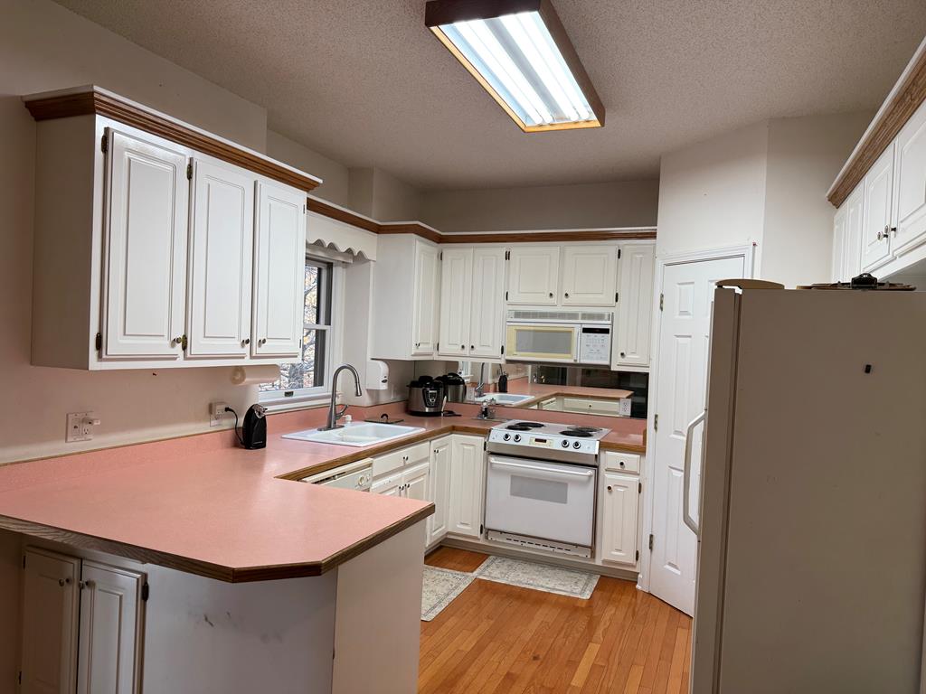 420033 Jasper Residential