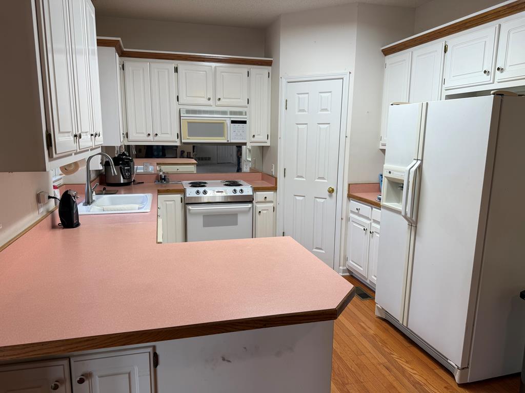 420033 Jasper Residential