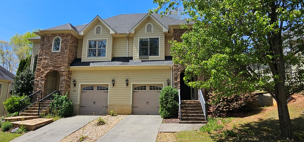 420046 Hayesville Residential