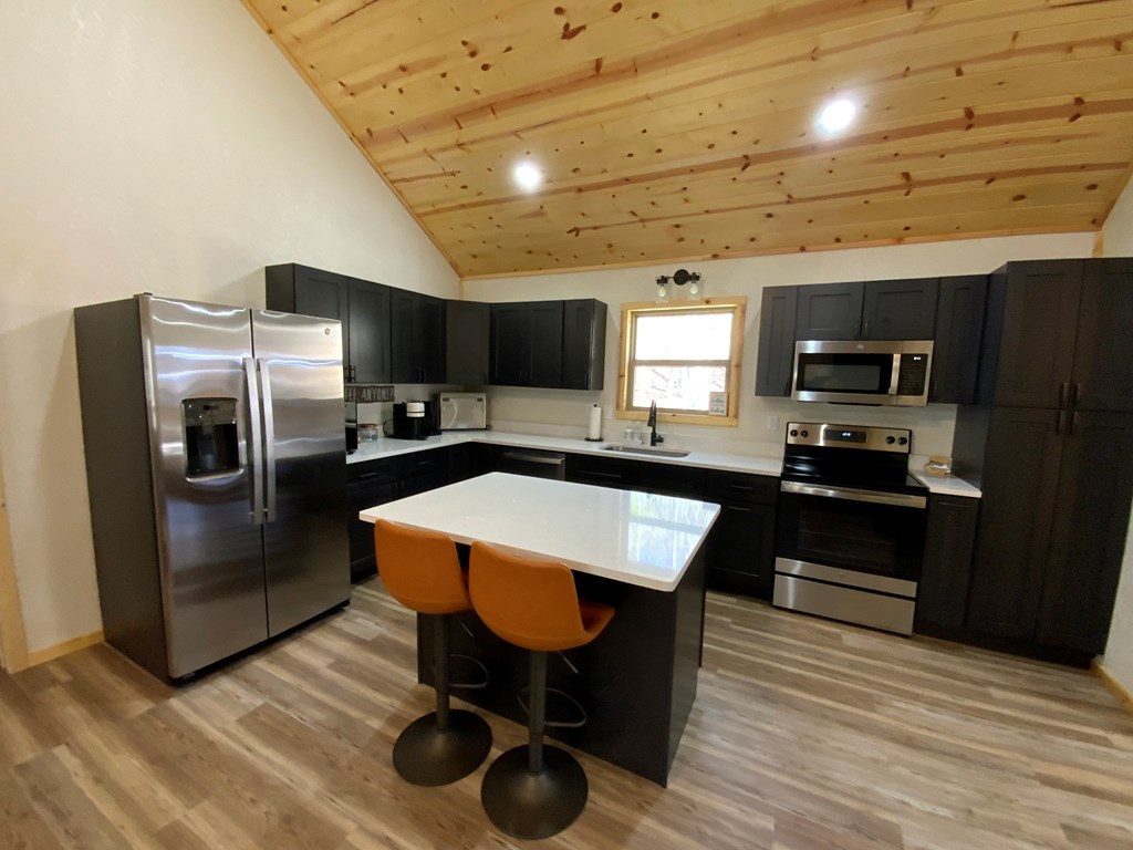 420062 Murphy Residential