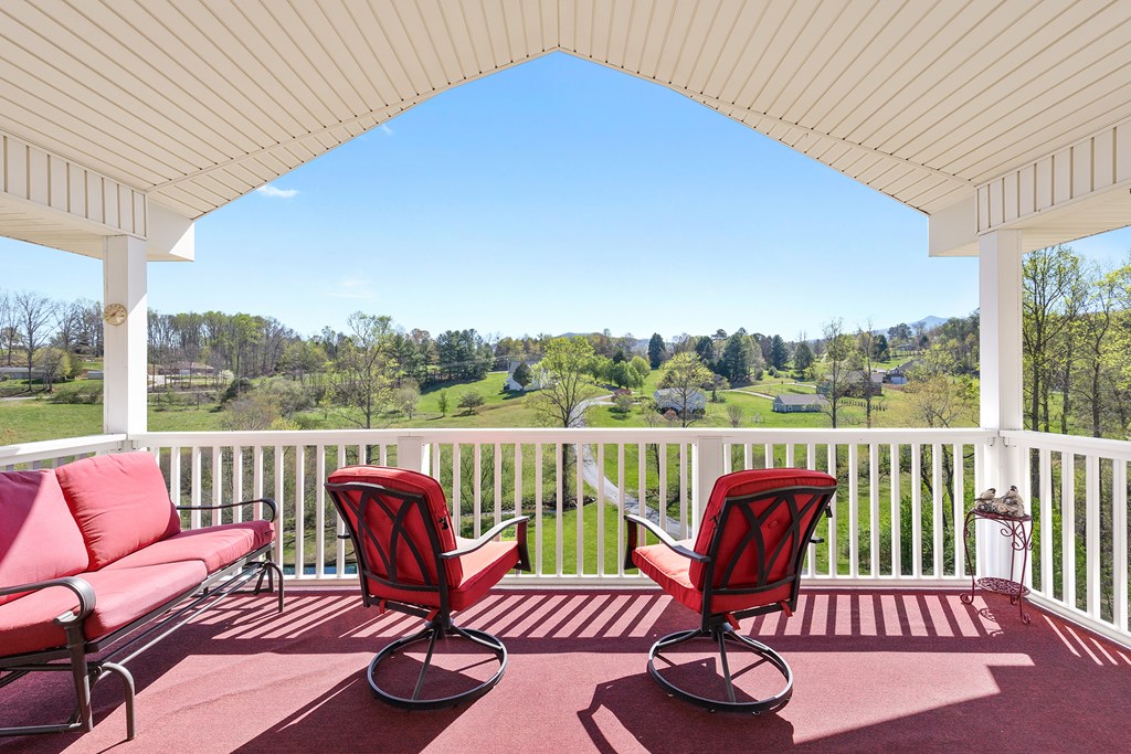 420073 Young Harris Residential