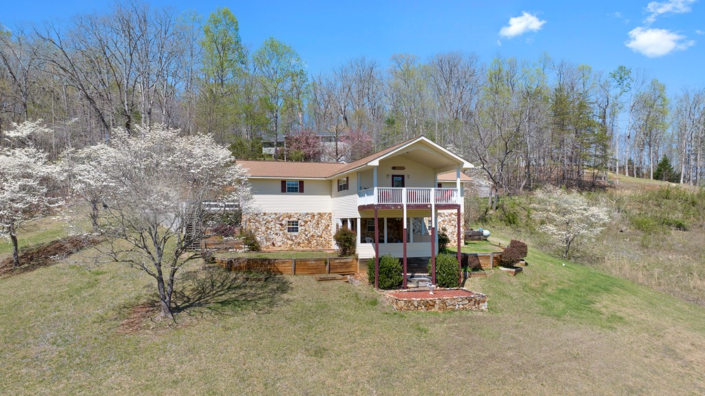 420073 Young Harris Residential