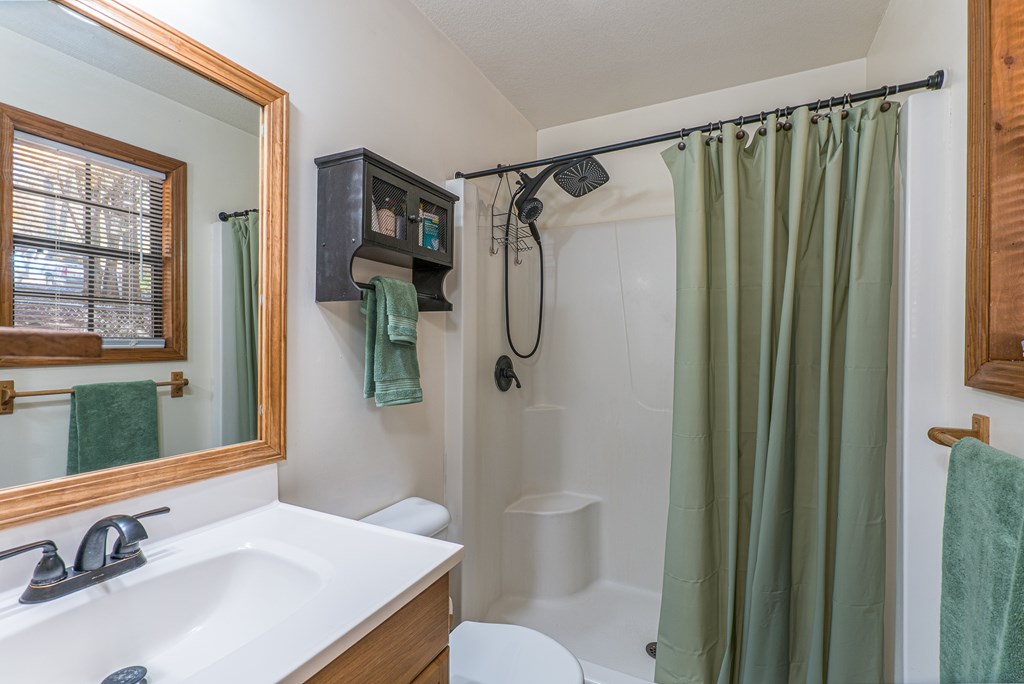 420082 Murphy Residential