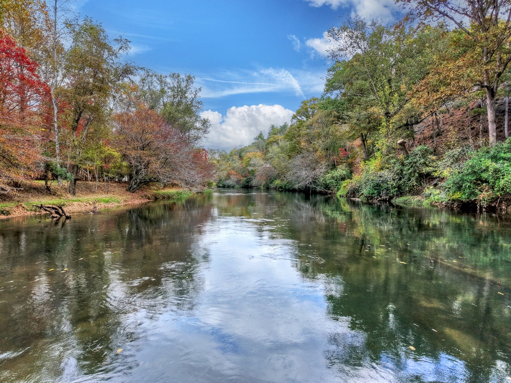 420094 Mineral Bluff Residential