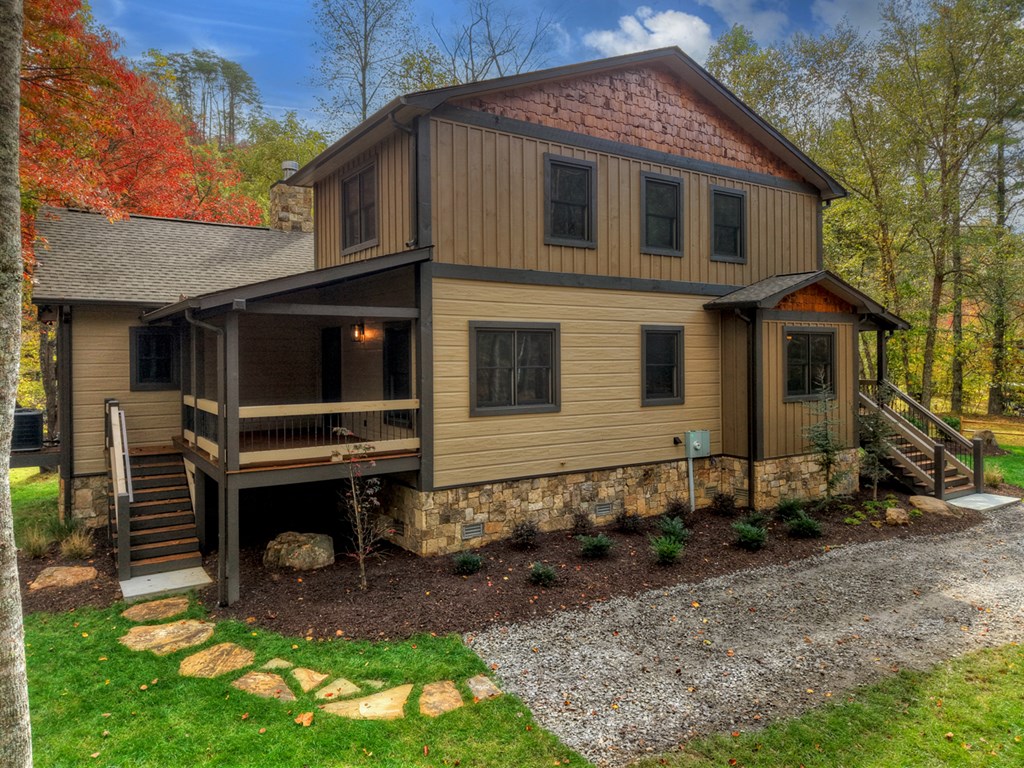 420094 Mineral Bluff Residential