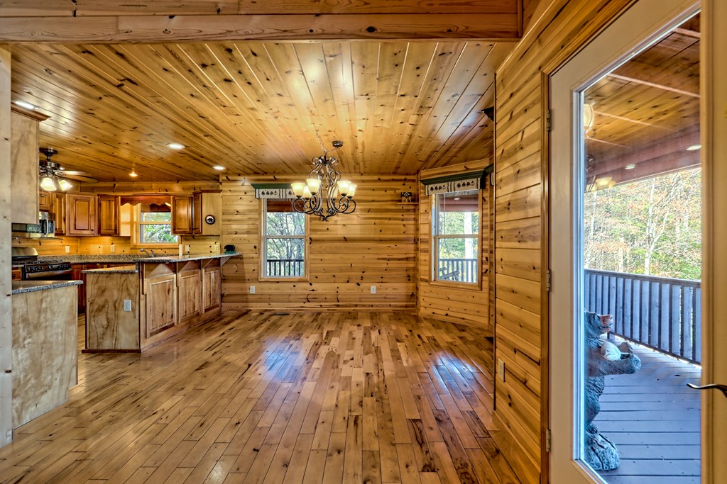 420097 Young Harris Residential