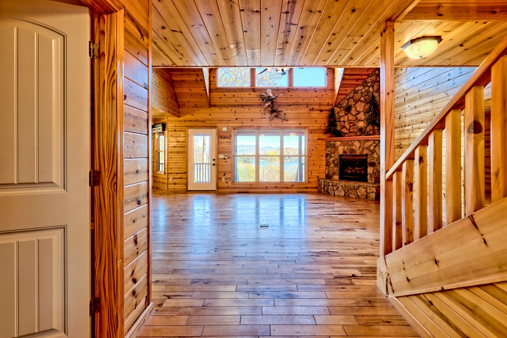 420097 Young Harris Residential