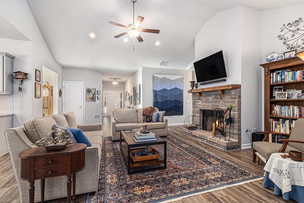 420100 Dawsonville Residential