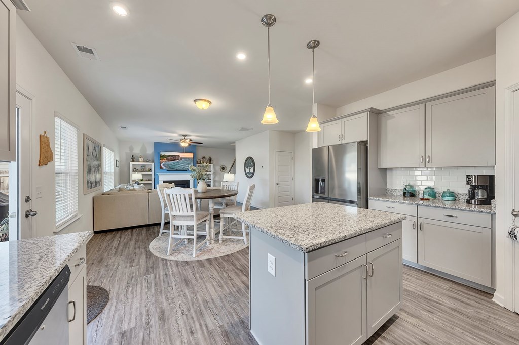 420105 Jasper Residential