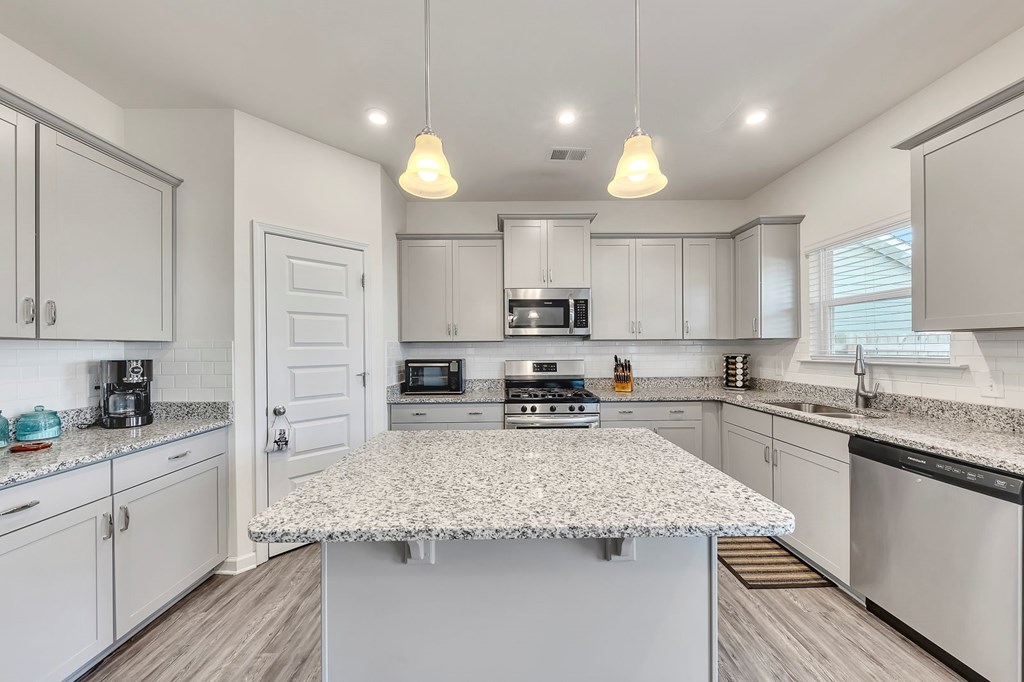 420105 Jasper Residential