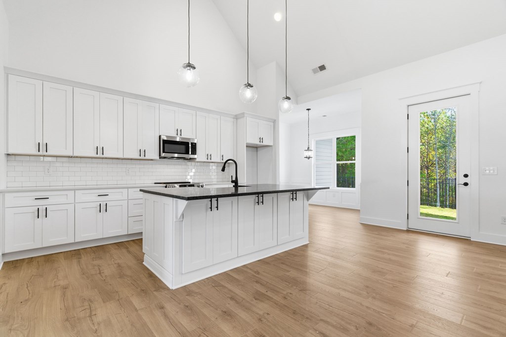 420112 Jasper Residential