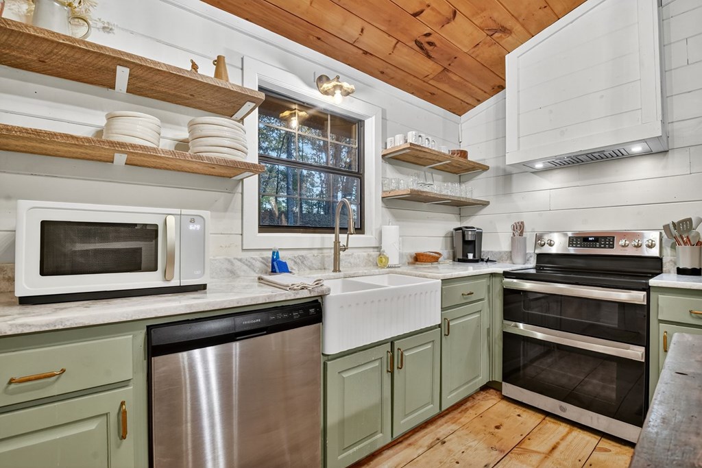 420130 Cherry Log Residential