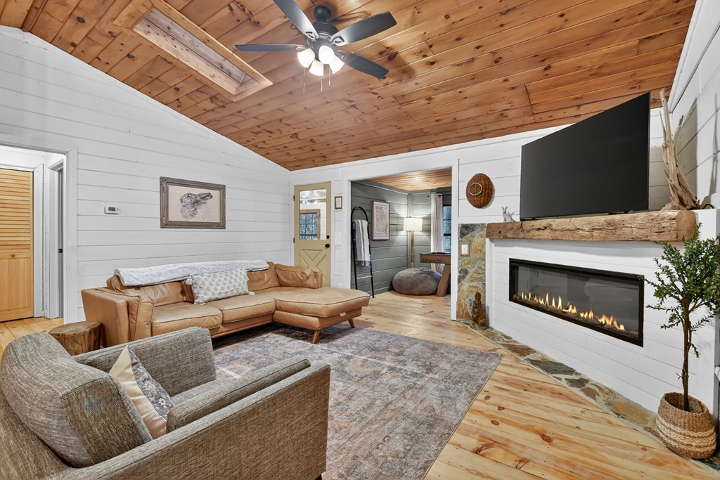 420130 Cherry Log Residential