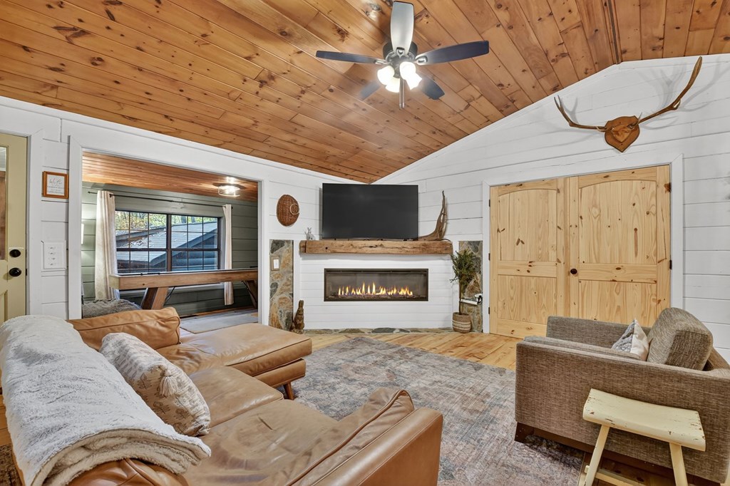 420130 Cherry Log Residential