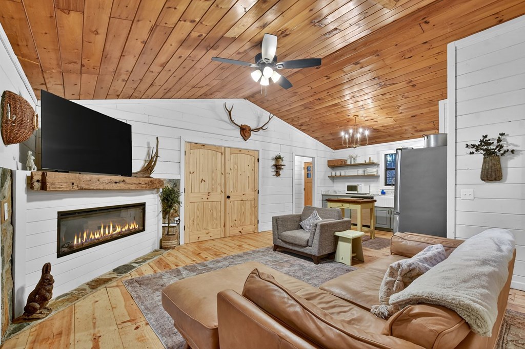 420130 Cherry Log Residential