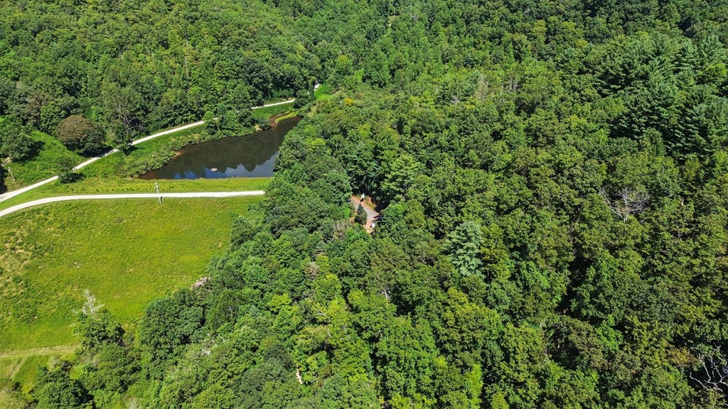 420132 Hiawassee Residential