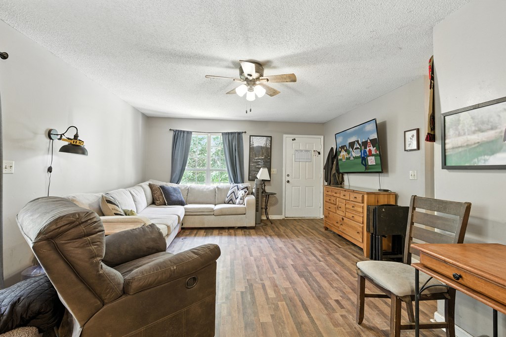 420132 Hiawassee Residential