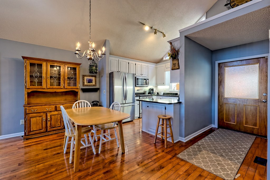 420133 Young Harris Residential