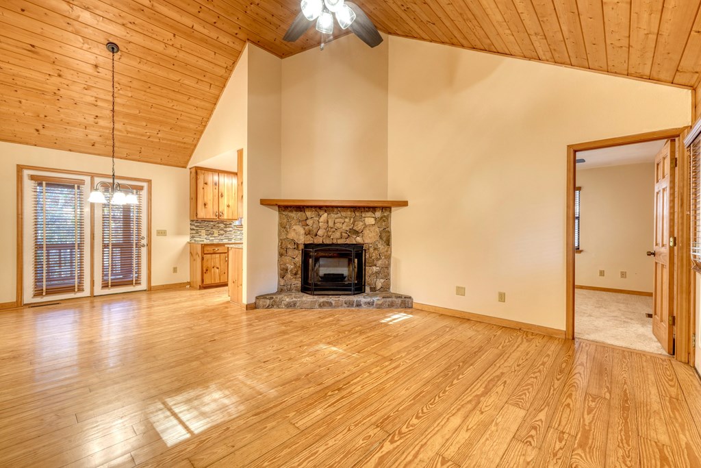 420137 Blairsville Residential