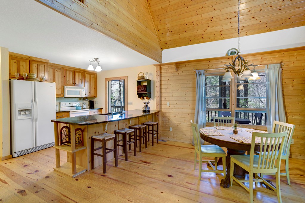 420151 Murphy Residential