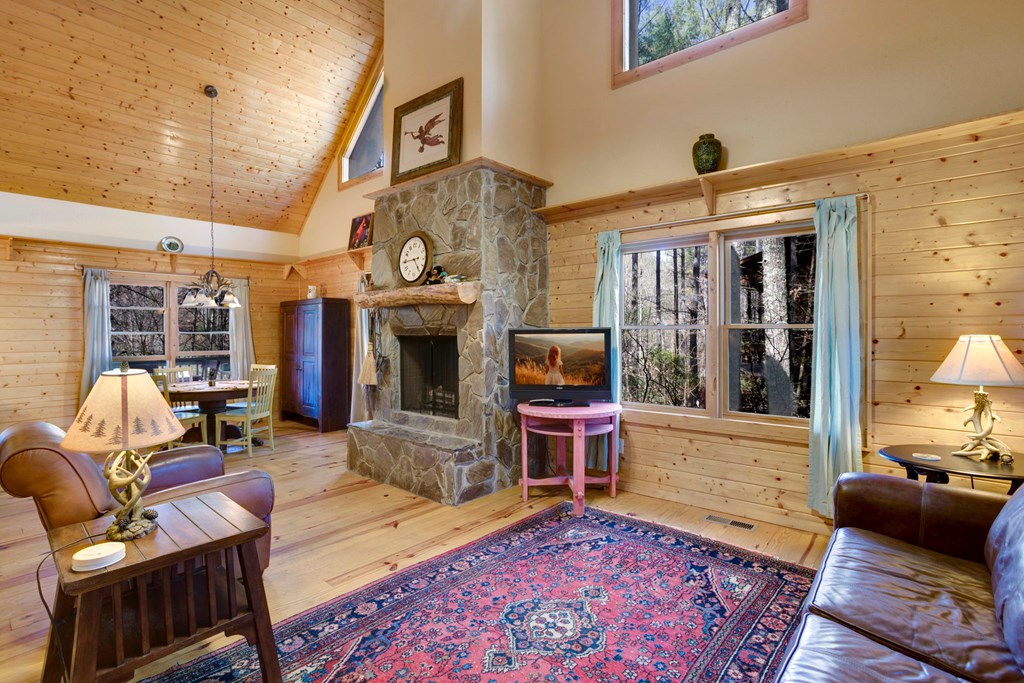 420151 Murphy Residential