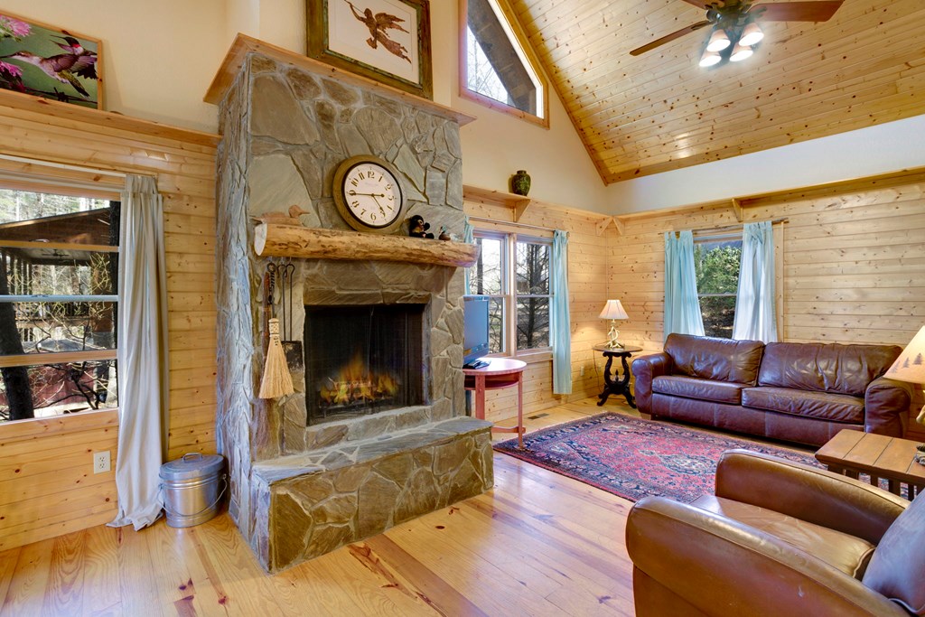 420151 Murphy Residential