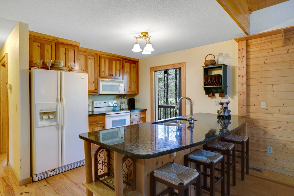 420151 Murphy Residential