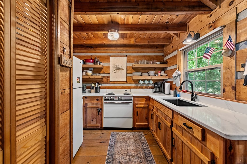 420156 Blue Ridge Residential