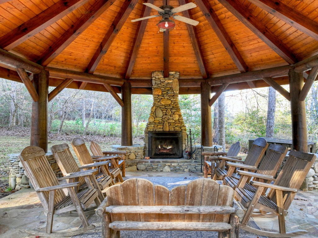 420167 Blue Ridge Residential