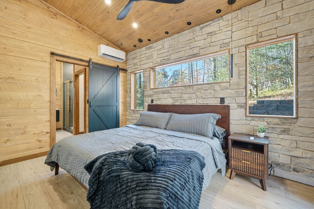 420172 Blue Ridge Residential