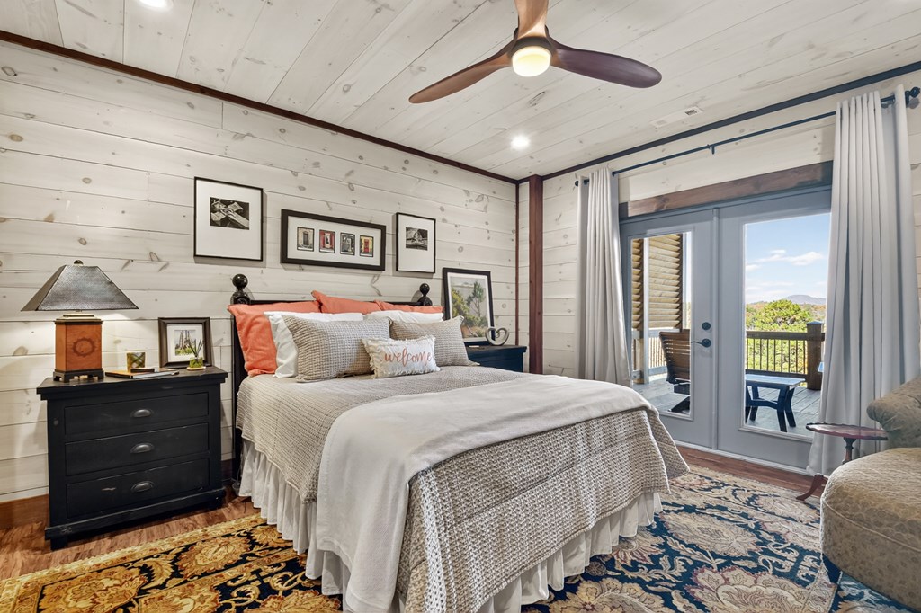 420176 Mineral Bluff Residential