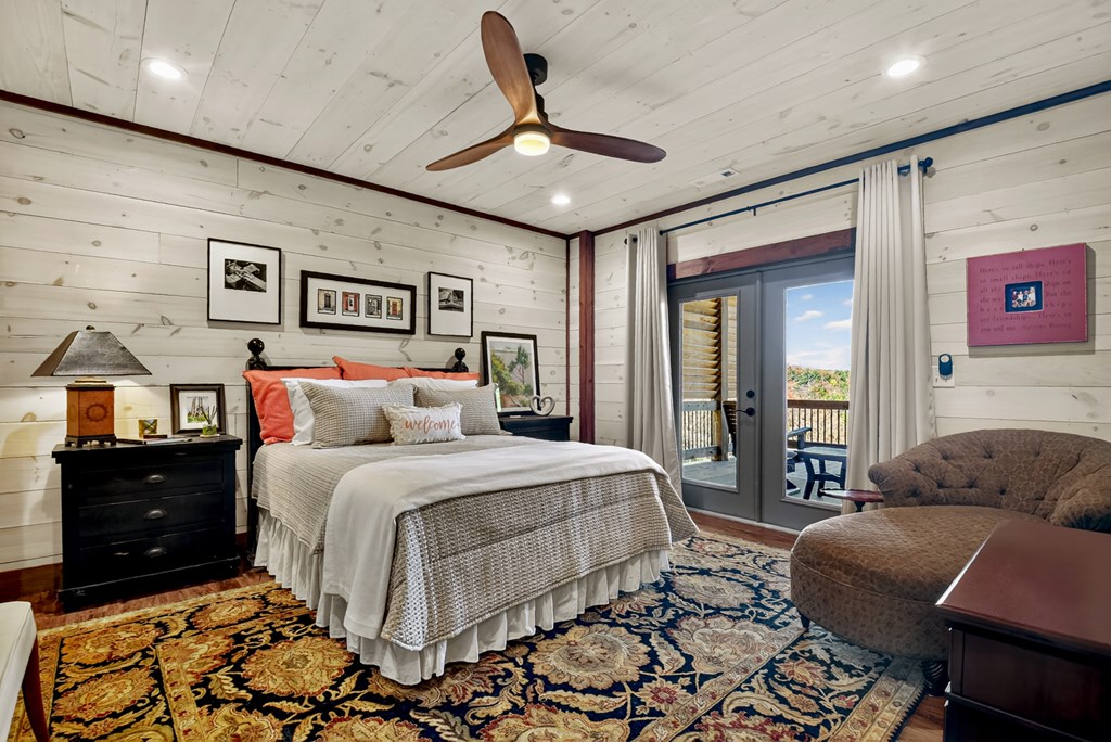 420176 Mineral Bluff Residential