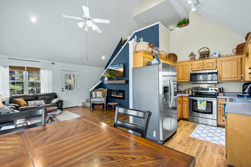 420177 Hayesville Residential