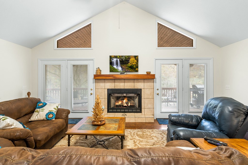 420178 Hayesville Residential