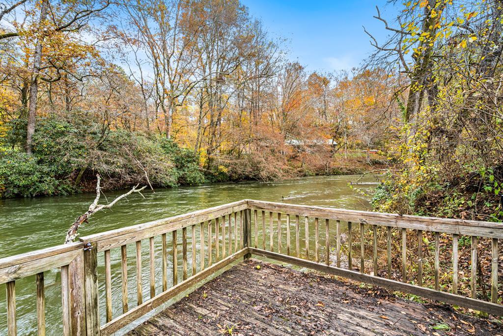 420178 Hayesville Residential